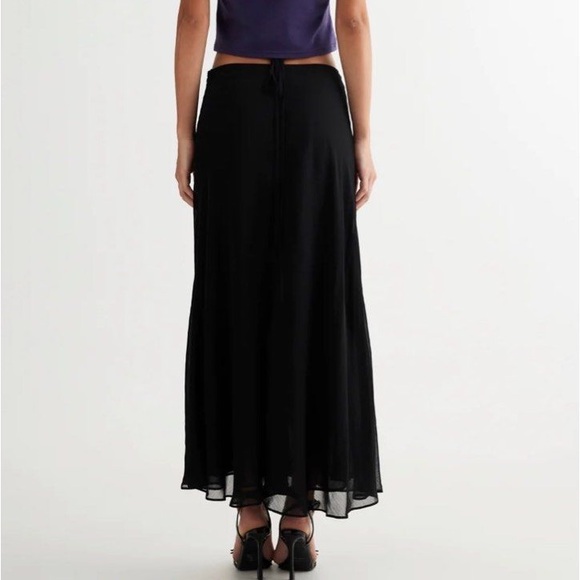 Lioness Cipriani Skirt - Midi or Maxi Length, Black, Waist Tie Feature - Picture 4 of 10